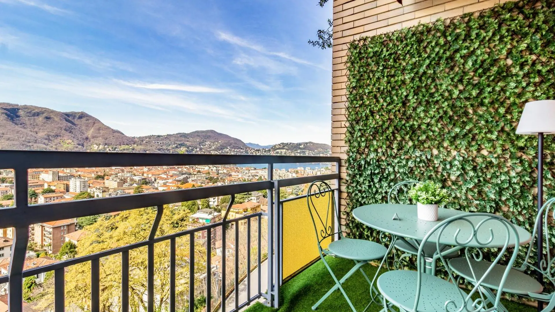 Silk & Sunset - City And Lake View With Parking Como